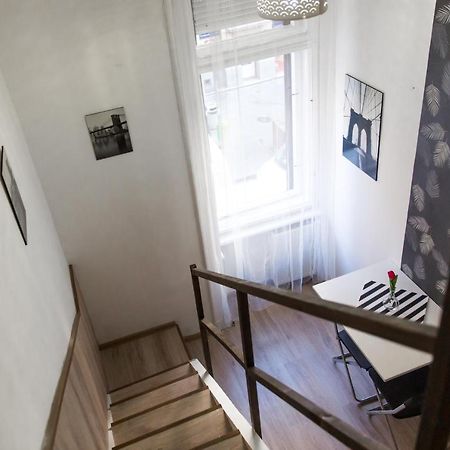 Modern Budget Lofts In The City Centre Budapest Luaran gambar