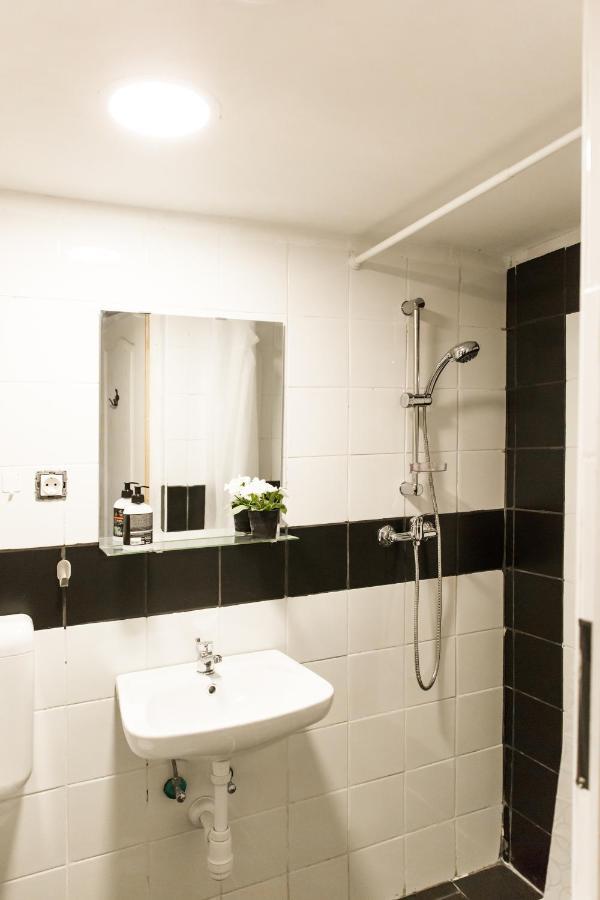 Modern Budget Lofts In The City Centre Budapest Luaran gambar